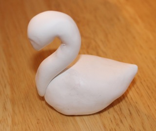 swan sculpture3